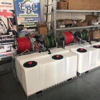 Solution tanks multiple sizing